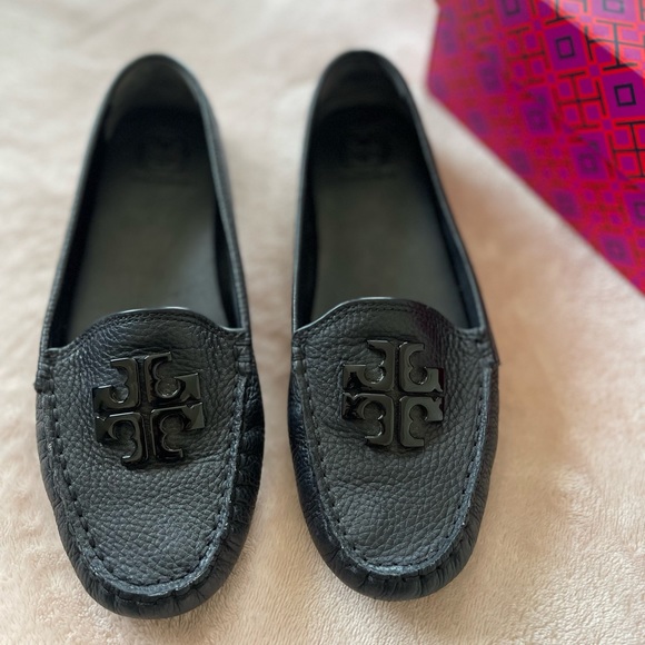 Tory Burch Black Lowell 2 Driver Tumbled Loafer - Picture 11 of 12